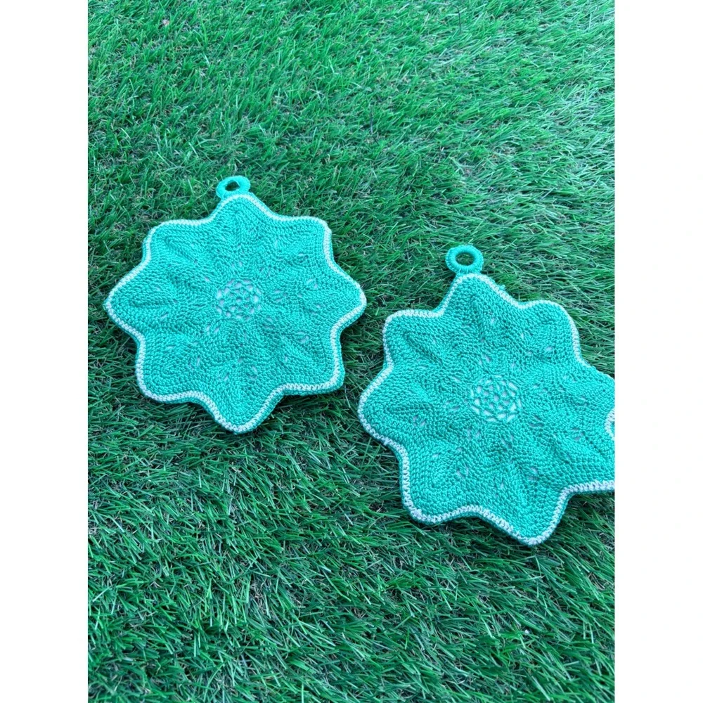 Vintage Style Crochet Potholders Set of 2 Green Pink 3D Floral Star Hot‎ Pads